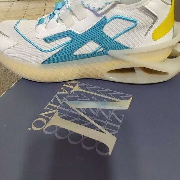 Shoes - Picture 1 of 5